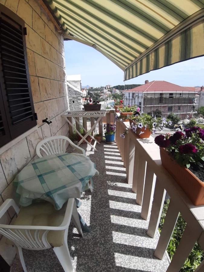 Apartmani Luce Sumartin Exterior foto